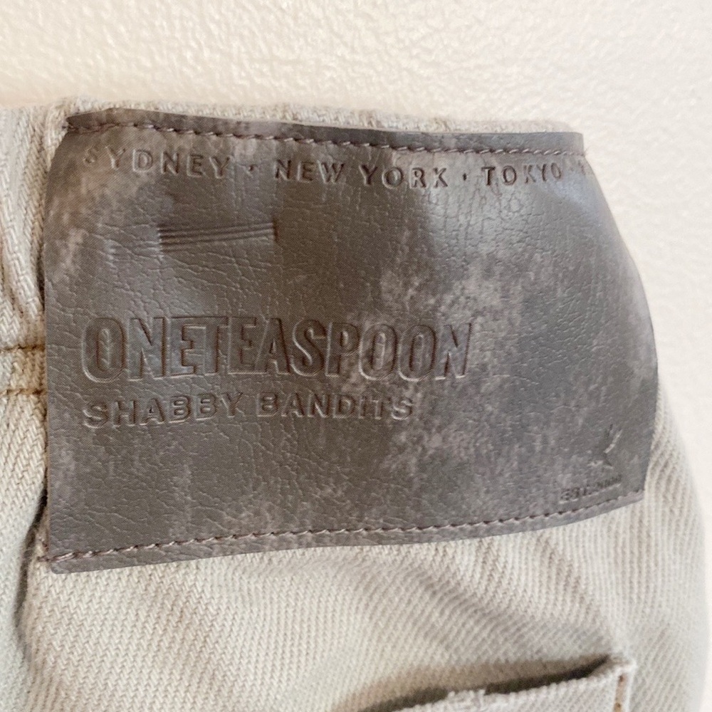One Teaspoon Shabby Bandits Shorts - Picture 4 of 6